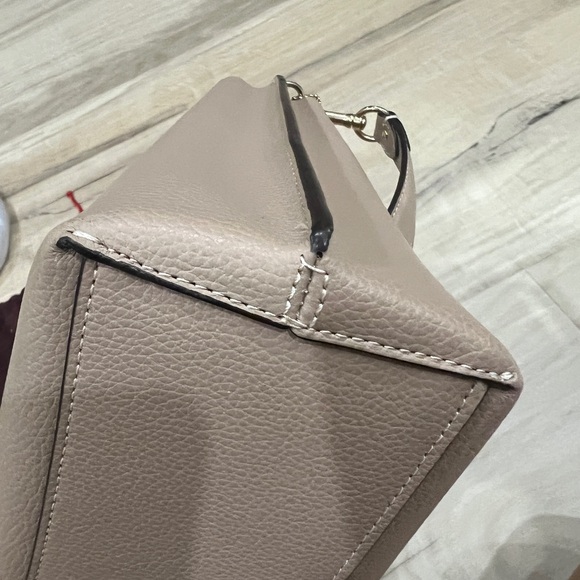 Coach purse - Picture 4 of 11